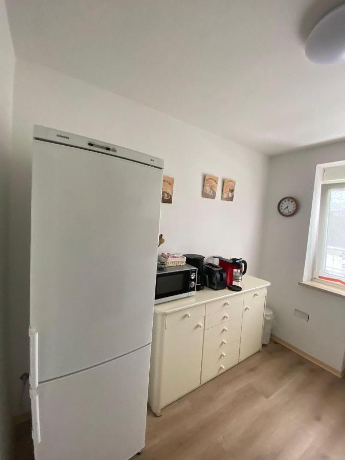 Zv-Scholtz Monteurswohnungen Burgkirchen an der Alz Exteriör bild