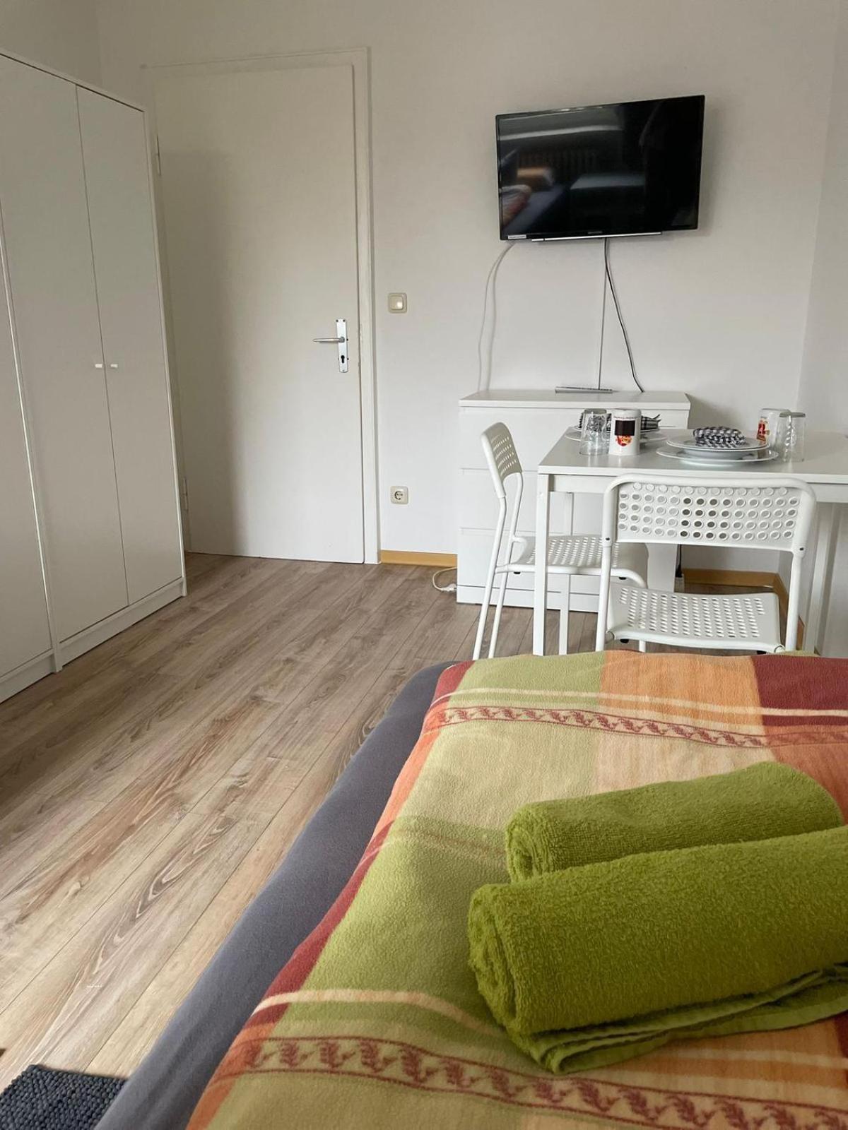 Zv-Scholtz Monteurswohnungen Burgkirchen an der Alz Exteriör bild