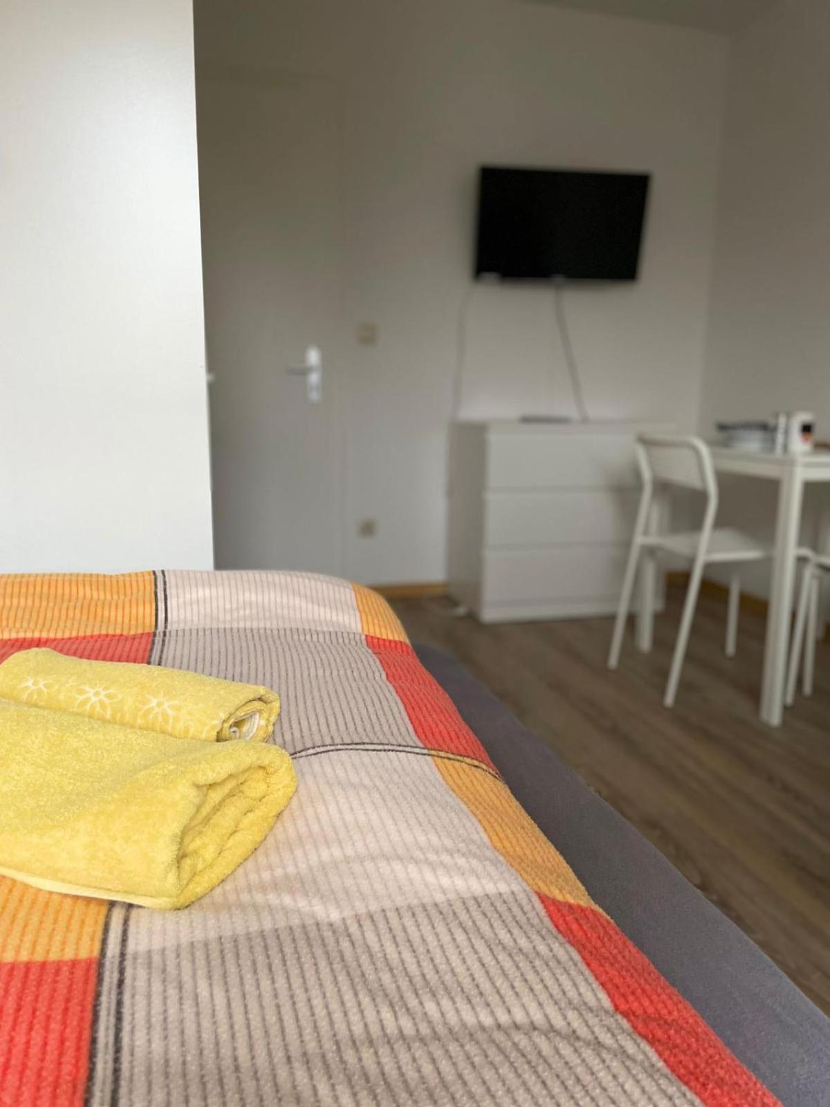 Zv-Scholtz Monteurswohnungen Burgkirchen an der Alz Exteriör bild