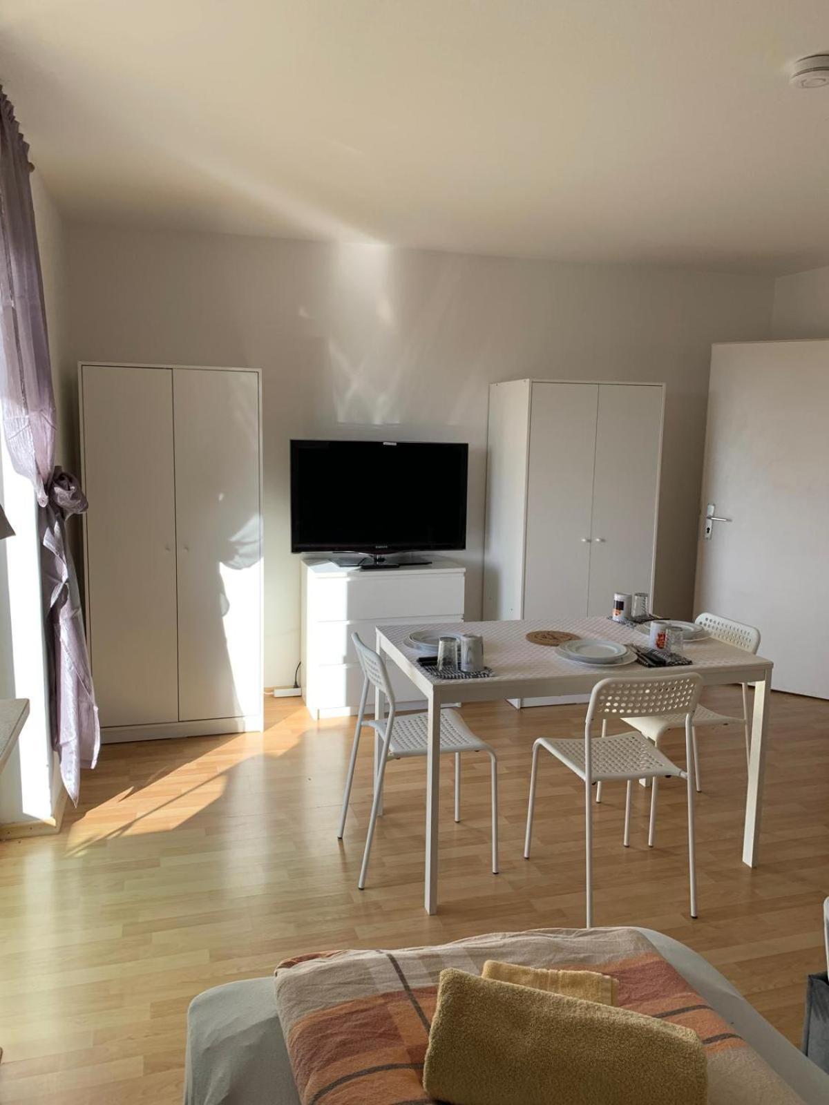 Zv-Scholtz Monteurswohnungen Burgkirchen an der Alz Exteriör bild